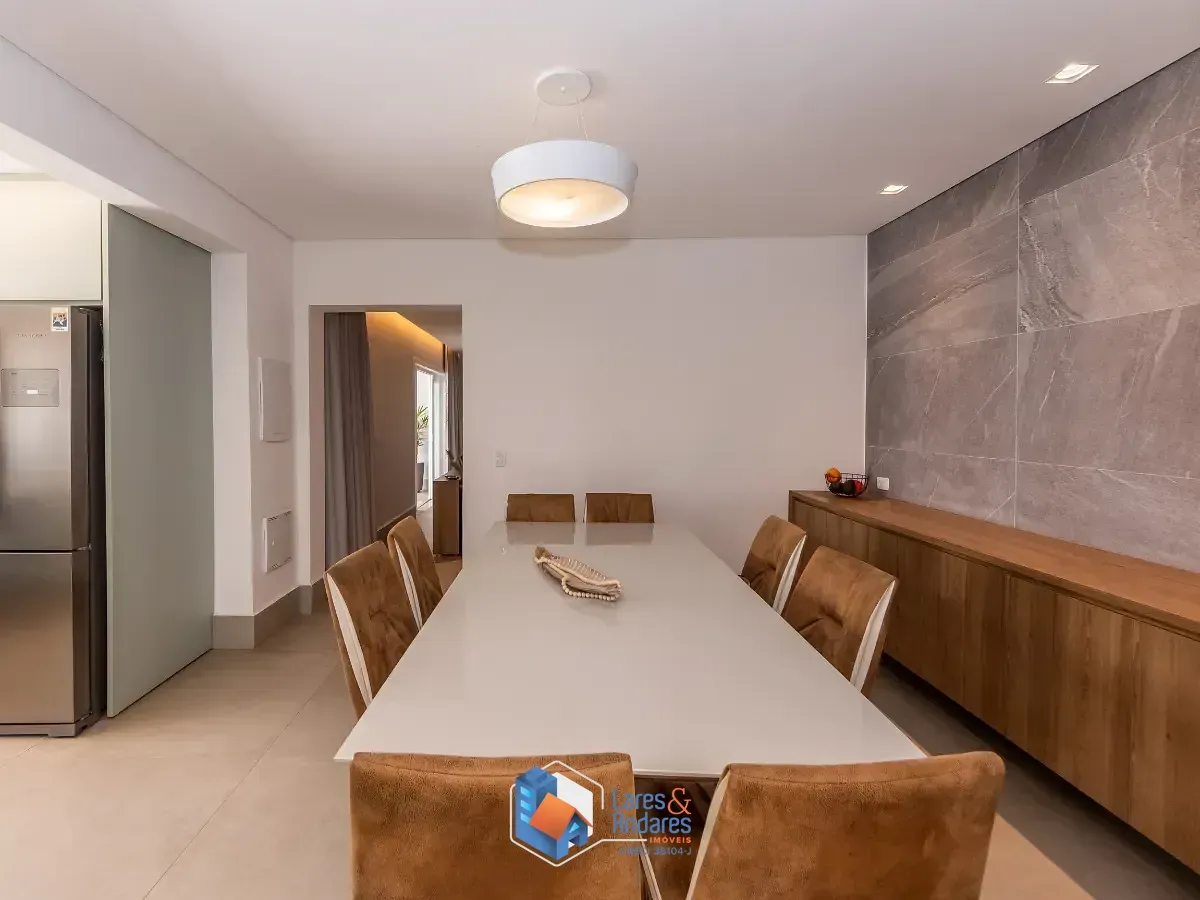 Imagem Casa para venda em Planalto Paulista com 4 quartos, sendo 2 suítes, 319m²