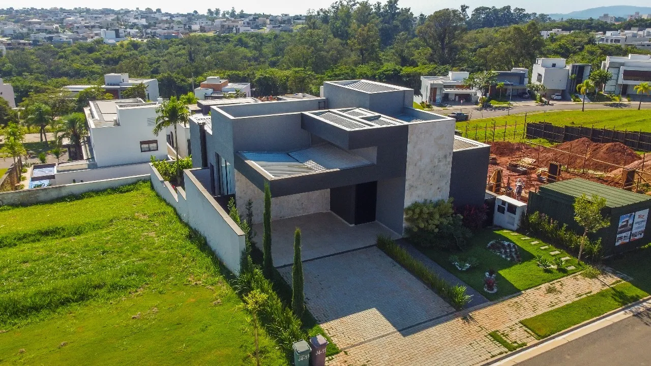 Imagem Imperdível oportunidade: Casa em condomínio de luxo em Alphaville Nova Esplanada, Votorantim-SP, com 3 quartos, 3 suítes e 3 salas!