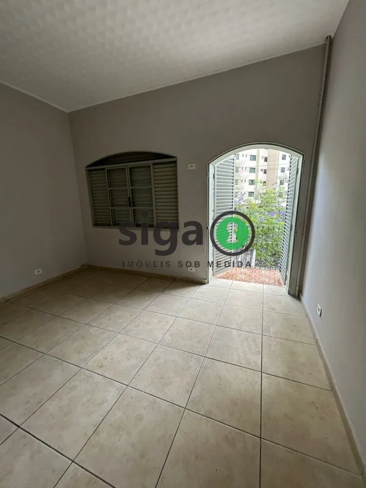 Imagem Casa Ampla com 260m², 6 quartos, 1 vaga - disponível para venda e locação!