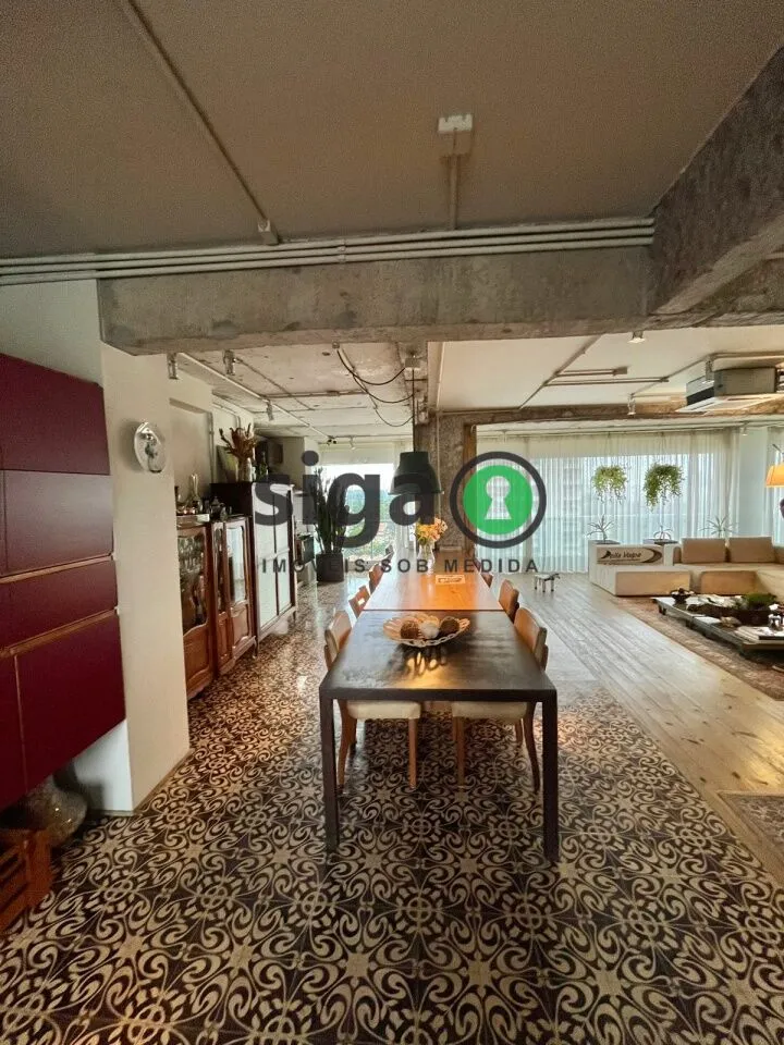 Imagem APARTAMENTO 233M² PARA VENDA E LOCACAO MOBILIADO COM 2 DORMITORIOS NO CAMPO BELO