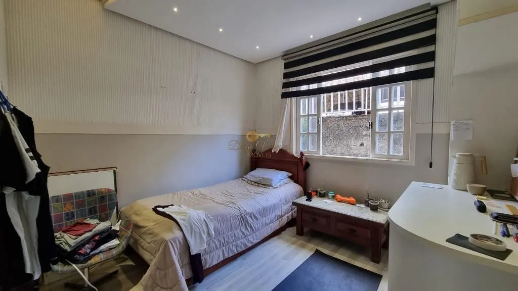 Imagem Casa em Condomínio para Venda em Teresópolis / RJ no bairro Várzea