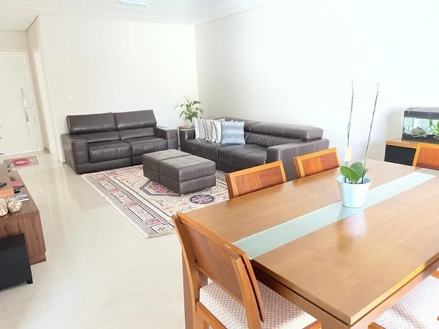 Foto do imóvel Casa 3 Suítes 251m² Condomínio Residencial Villa dos Inglezes em PARQUE RESIDENCIAL VILLA DOS INGLEZES, SOROCABA - SP