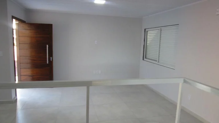 Imagem Casa para Venda em Concórdia, Sintrial, 2 dormitórios, 1 suíte, 2 banheiros