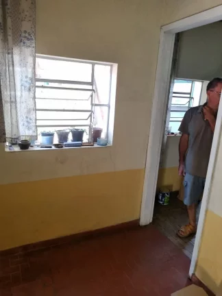 Imagem VENDO CASA COM 03 DORMITÓRIOS NO BAIRRO CAMPO GRANDE-CAMPININHA!