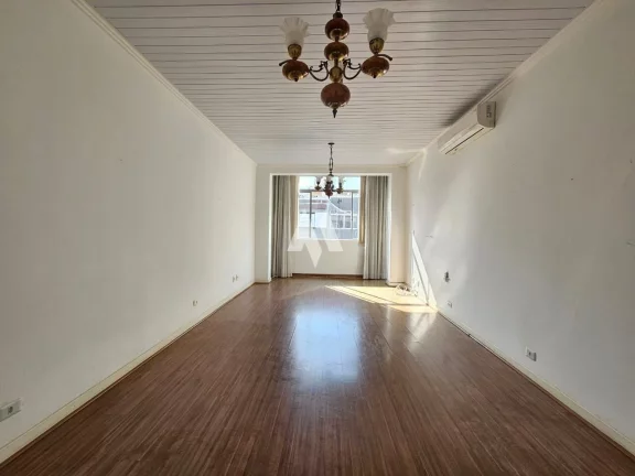 Imagem Apartamento 02 quartos, vista mar na quadra da praia no Boqueirão, garagem, dependência completa.