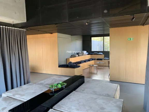 Imagem Apartamento à venda na Vila Olímpia, com 1 quarto, 1 banheiro, 1 vaga