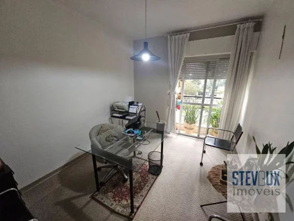 Imagem Amplo Apartamento em Moema Pássaros com 4 Quartos e Varanda, Próximo ao Metrô e Parque Ibirapuera