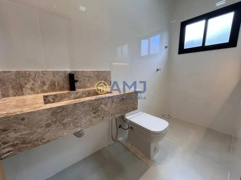 Imagem Casa Térrea de Alto Padrão no Residencial Garavelo Park