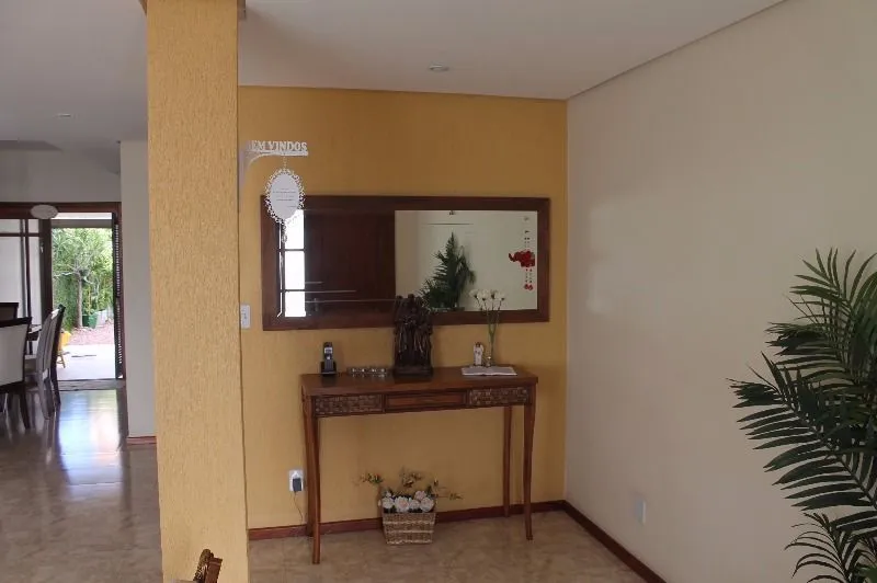 Imagem Casa para Venda - 290.67m², 4 dormitórios, sendo 1 suites, 4 vagas - Camaquã