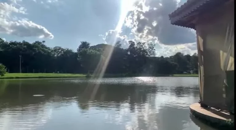 Imagem Sítio a venda em em Itapetininga ( divisa com Tatuí), interior de São Paulo, 600m da rodovia SP12...