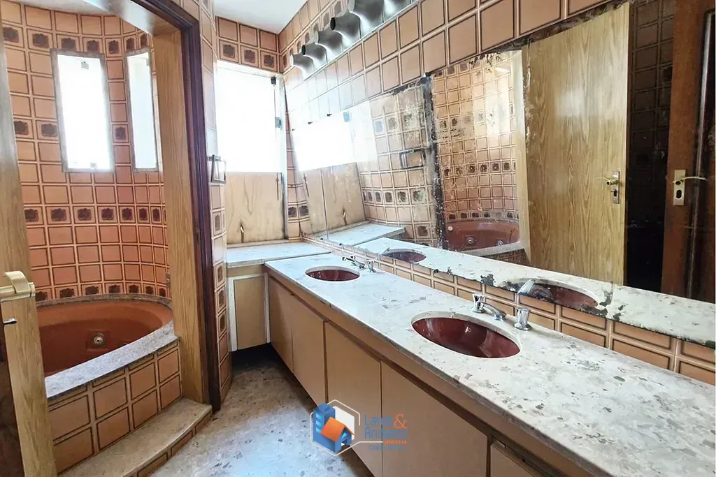 Imagem Casa à venda 5 Quartos 3 Suites 6 Vagas 570.21M² Santo Amaro São Paulo - SP