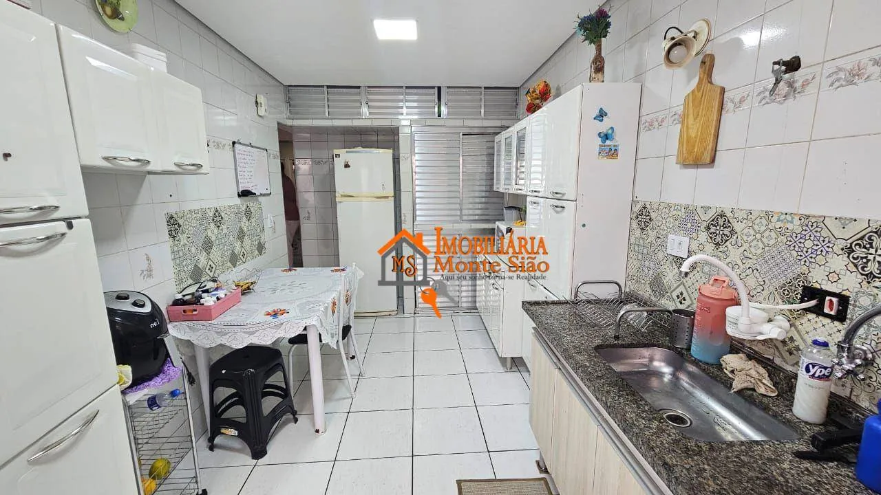 Imagem Casa com 2 dormitórios à venda por R$ 424.000,00 - Vila Rio de Janeiro - Guarulhos/SP