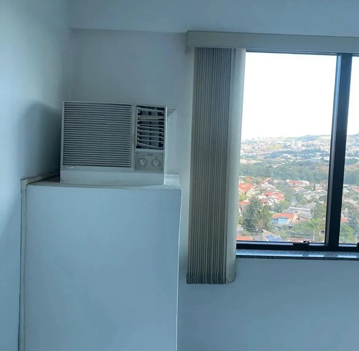 Imagem Sala Comercial Funcional e Bem Localizada ? Perfeita para Escritório ou Clínica
