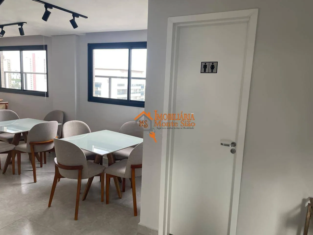 Foto do imóvel Apartamento com 2 dormitórios à venda, 68 m² por R$ 680.000,00 - Vila Moreira - Guarulhos/SP