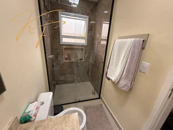Imagem Imperdível casa à venda em Louveira-SP: 3 quartos, 2 suítes, 2 salas, 3 banheiros, 2 vagas, 107m²!