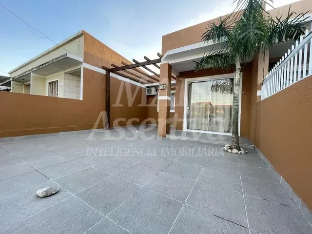 Foto do imóvel Casa a venda em imbé/RS - 2 dormitórios, 3 vagas de garagem
