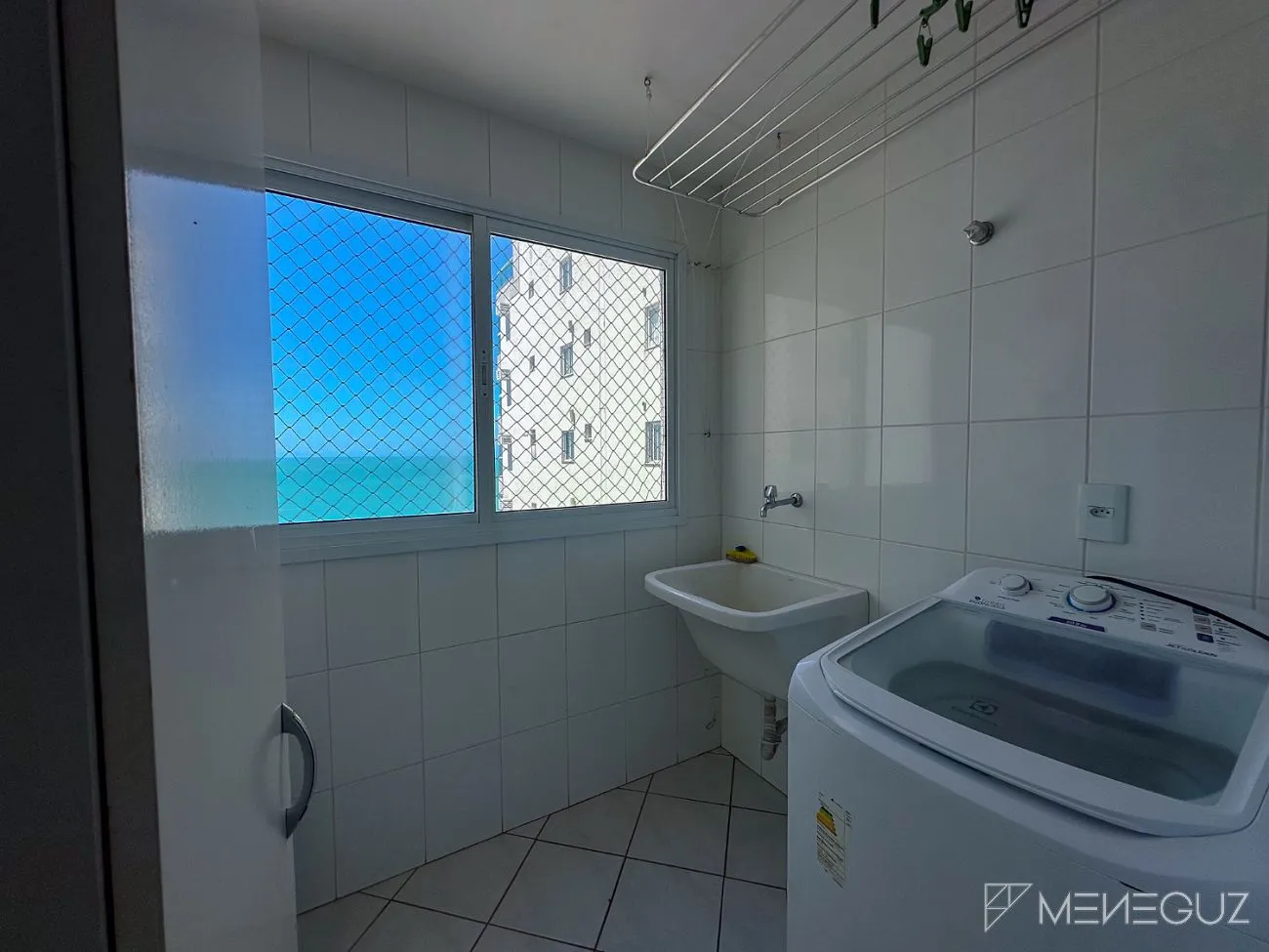 Imagem Apartamento 3 Quartos Mobiliado com Vista Mar na Praia do Morro - Ed. Alibaba