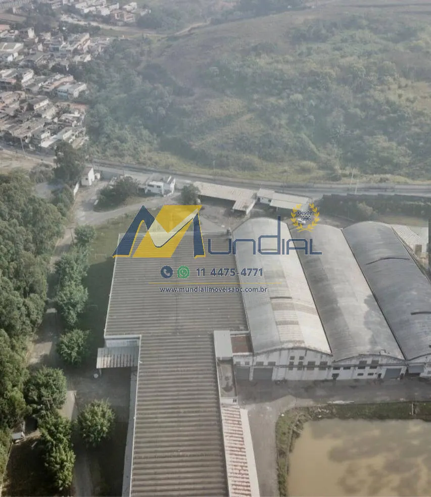 Imagem Galpão Industrial à Venda em Guarulhos com 42.729,90 m² de Terreno