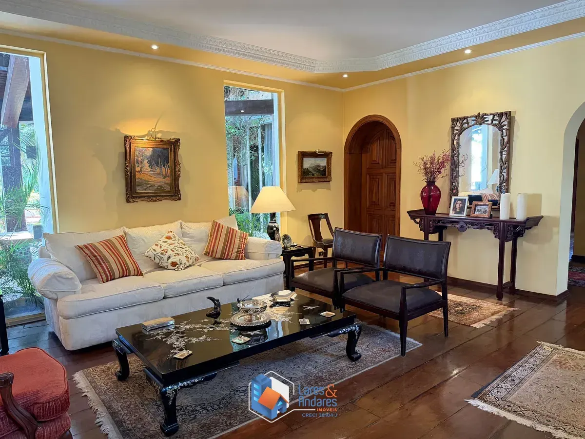 Imagem Casa para venda em Jardim Morumbi com 4 quartos, sendo 2 suítes, 809m²