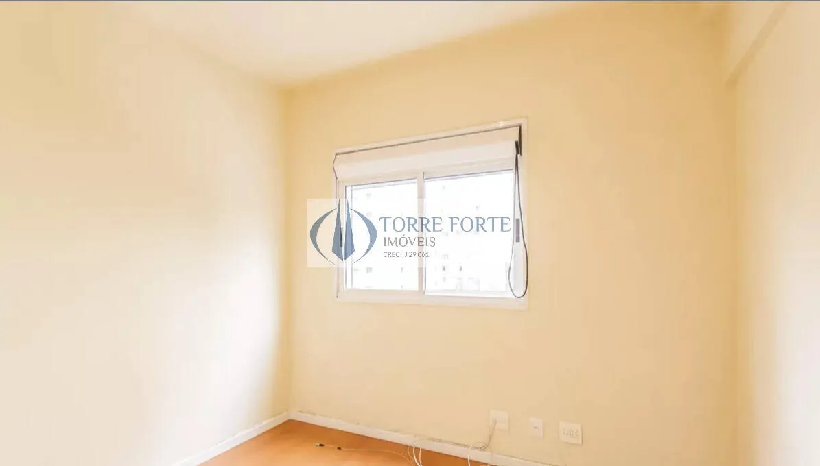 Imagem Lindo apartamento com 3 dormitórios, 2 vagas e varanda em Moema