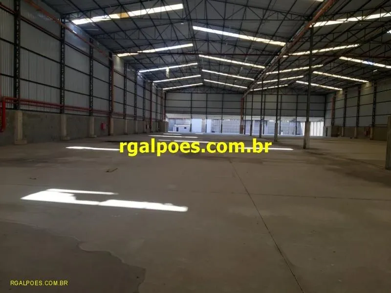 Imagem Galpão para Locação em DUQUE DE CAXIAS, Figueira, 2 banheiros