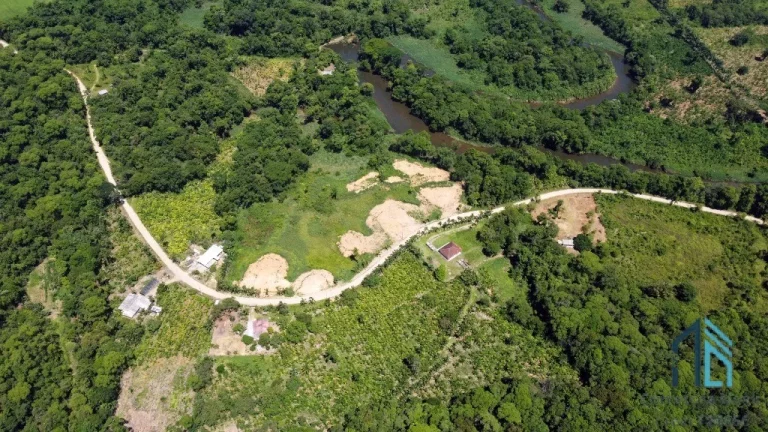 Imagem Área 331.540 mil m², Serra Negra município de Guaraqueçaba - PR (PERMUTA EM CURITIBA PR)