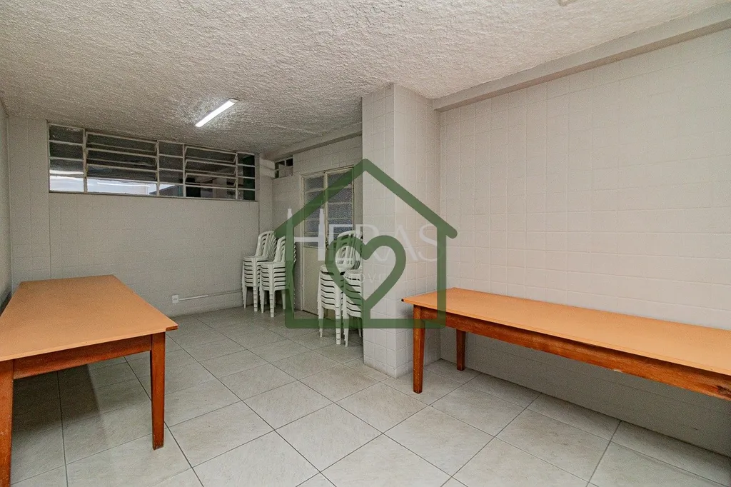 Imagem Amplo apartamento mobiliado, com 116 m² de área privativa; - 3 dormitórios amplos com ar condicio...