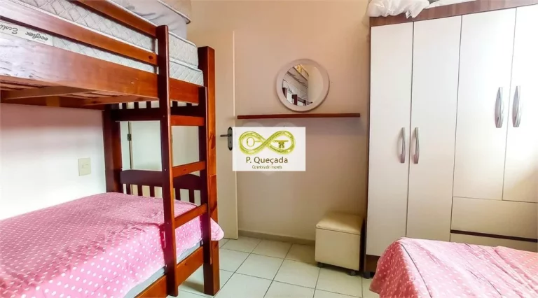 Imagem Apartamento mobiliado com 03 quartos no Guarujá!