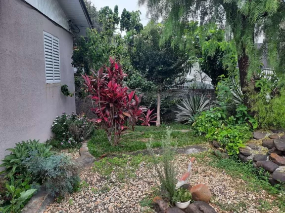 Imagem Casa para Venda em Concórdia, Industriários, 3 dormitórios, 2 banheiros