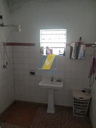 Imagem Casa à Venda-Duas Moradias no Mesmo Terreno | Ótima Oportunidade