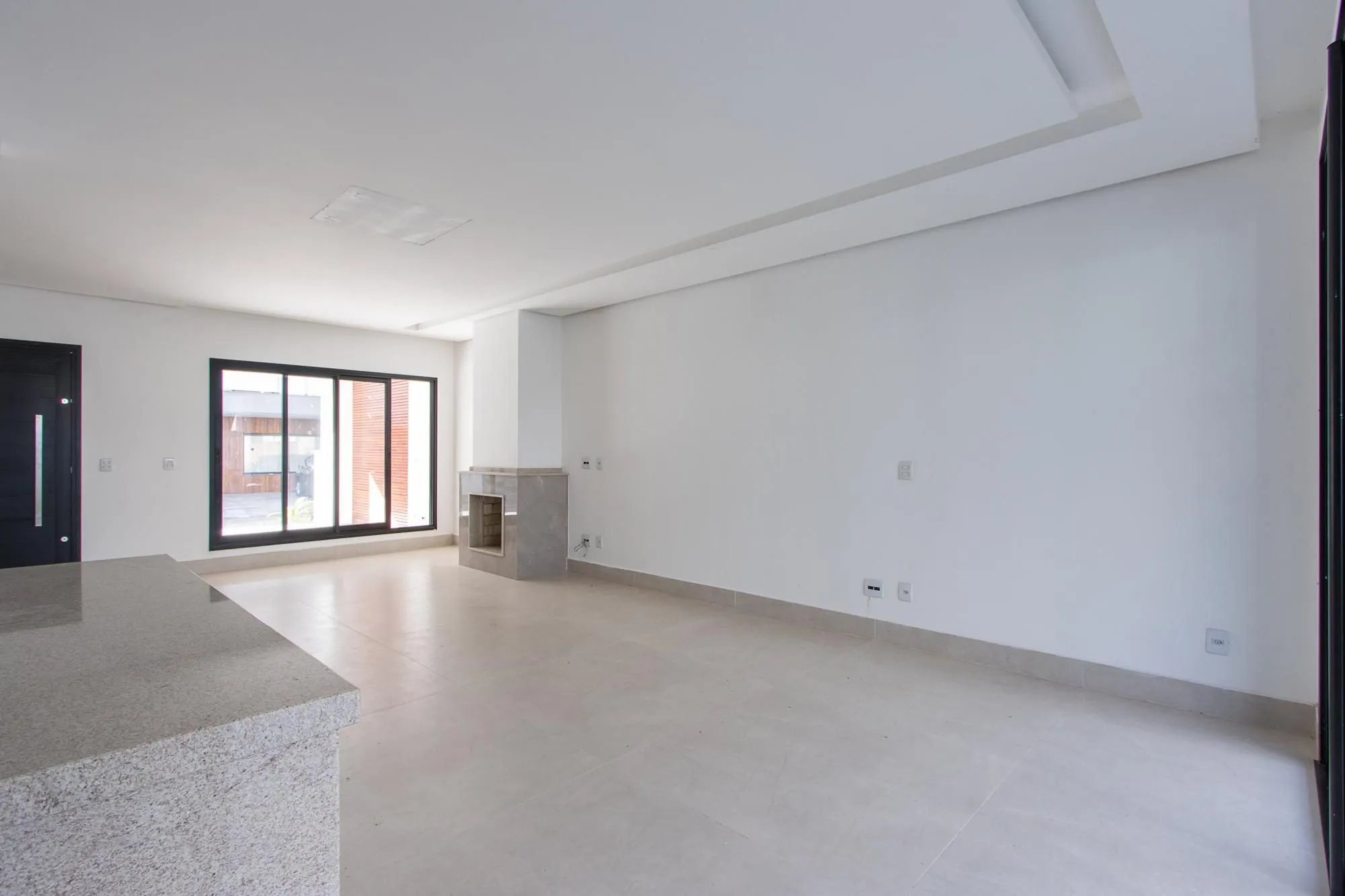 Imagem Casa de condomínio, 3 dormitórios, 3 suítes.