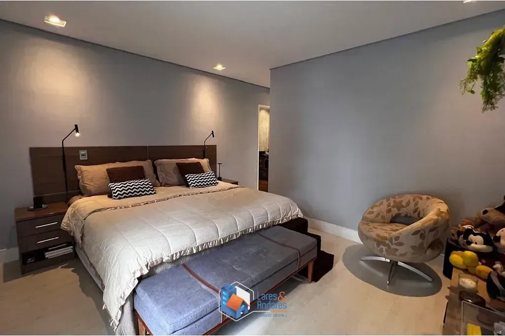 Imagem Casa em Condomínio à venda 3 Quartos 3 Suites 4 Vagas 229M² Jardim Londrina São Paulo - SP
