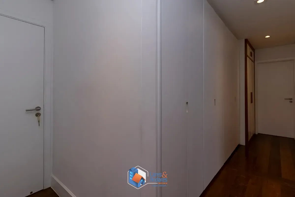 Imagem Apartamento para venda em Higienópolis com 3 quartos, sendo 2 suítes, 270m²