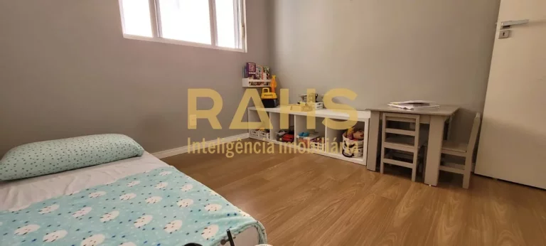 Imagem Ótimo apartamento com 3 quartos, sendo 1 suíte, localizado no bairro Costa e Silva, próximo a Pan...