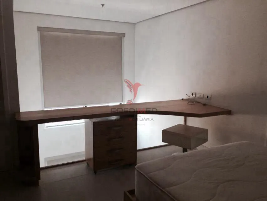 Imagem Alugo apartamento Duplex, mobiliado em Moema. São Paulo