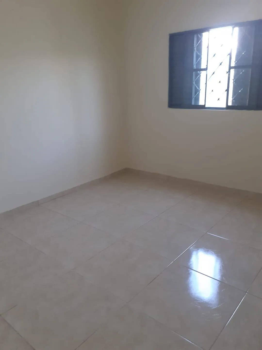 Imagem Casa à venda 2 Quartos, 2 Vagas, 250M², Jardim Eloyna, Pindamonhangaba - SP