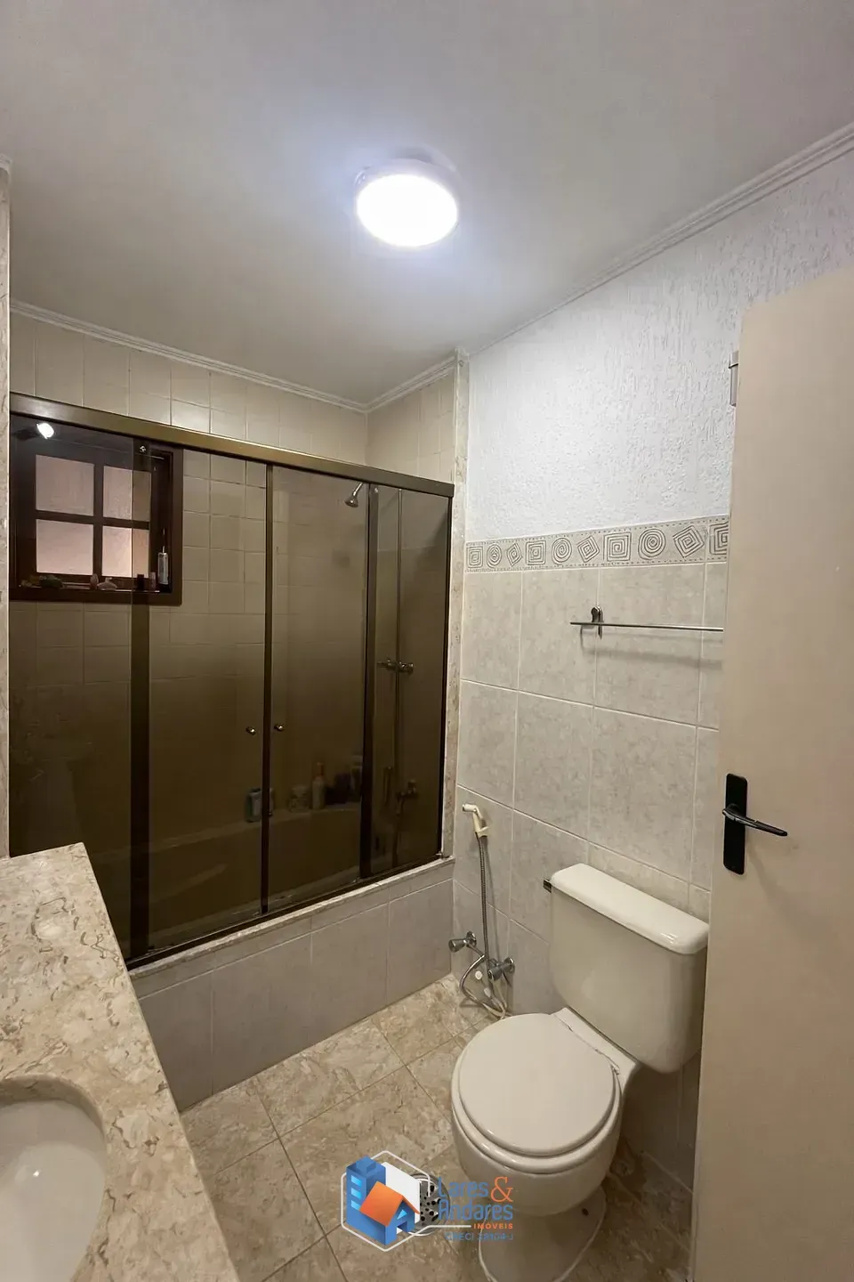 Imagem Casa no condomínio Vila Nobre de Bragança para venda com 3 quartos, sendo 1 suíte, 175m²