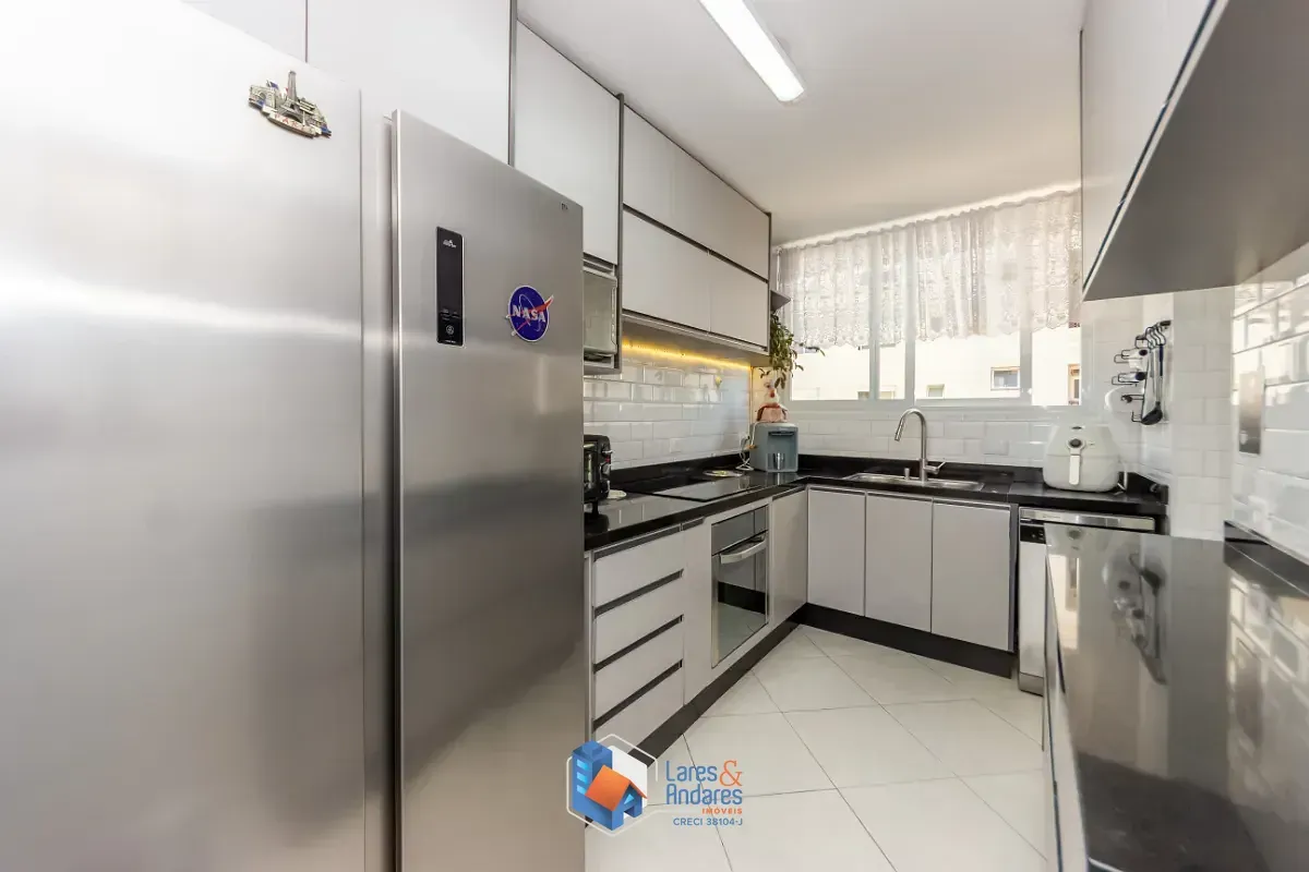 Imagem Apartamento para venda em Moema com 2 quartos, sendo 1 suíte, 75m²