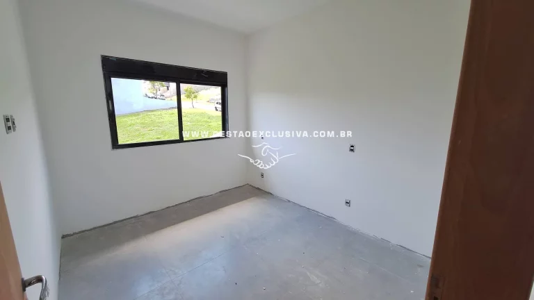 Imagem CASA EM CONDOMÍNIO 4 DORM 266m² CONSTRUÍDO