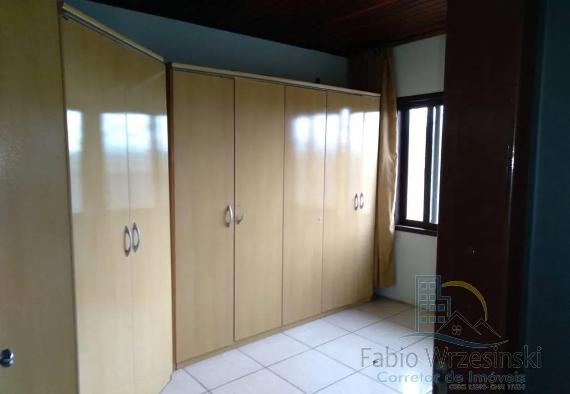 Imagem Casa averbada no Itaum com 4 dormitórios