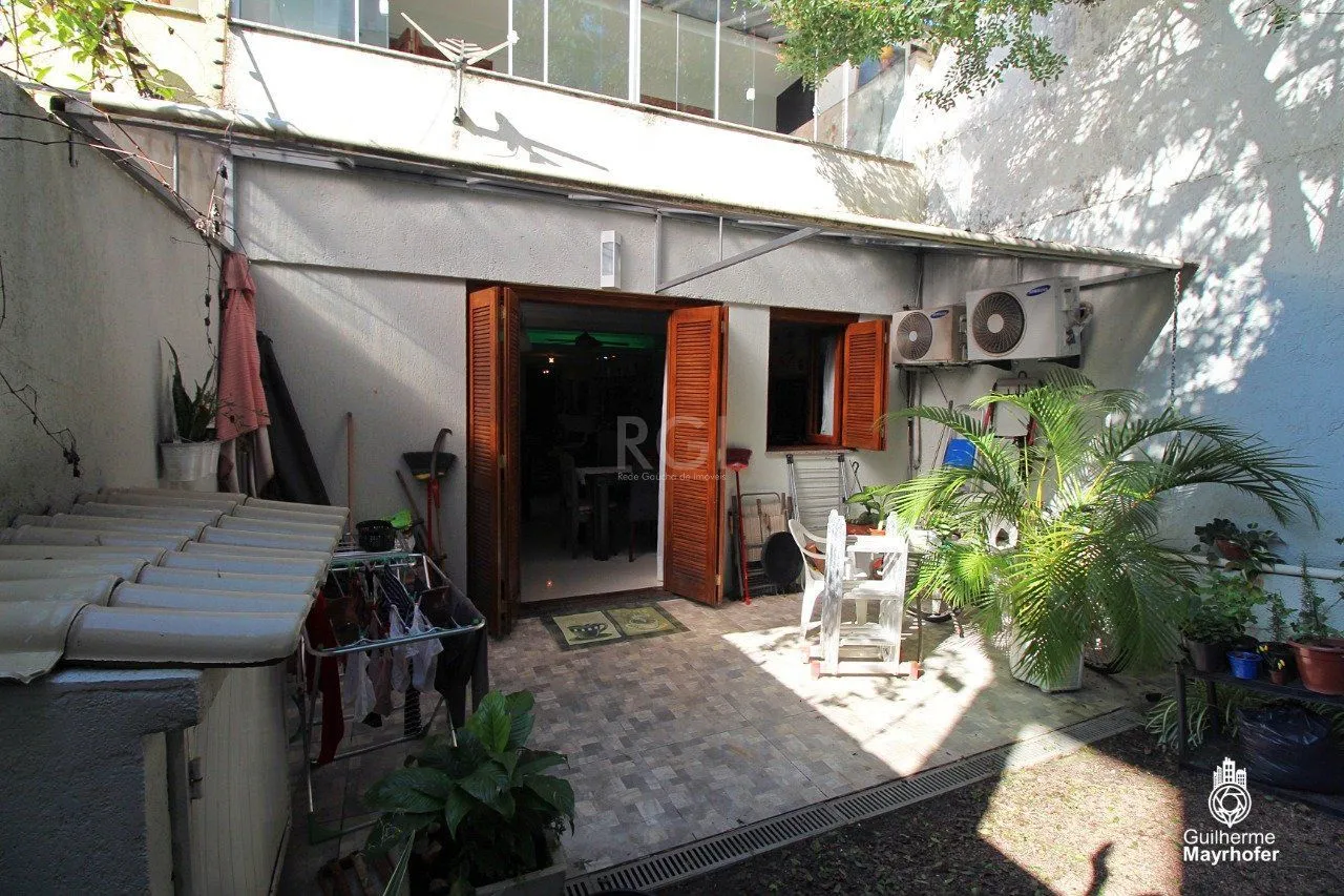 Imagem Casa para Venda - 227.93m², 3 dormitórios, 1 suite, 2 vagas - Chácara das Pedras