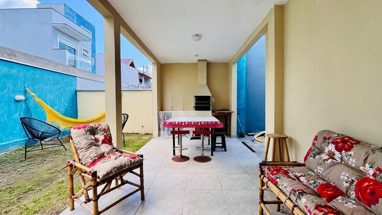 Imagem Casa em Condomínio, 3 dormitórios, 1 suíte, Passo Das Pedras, Porto Alegre.