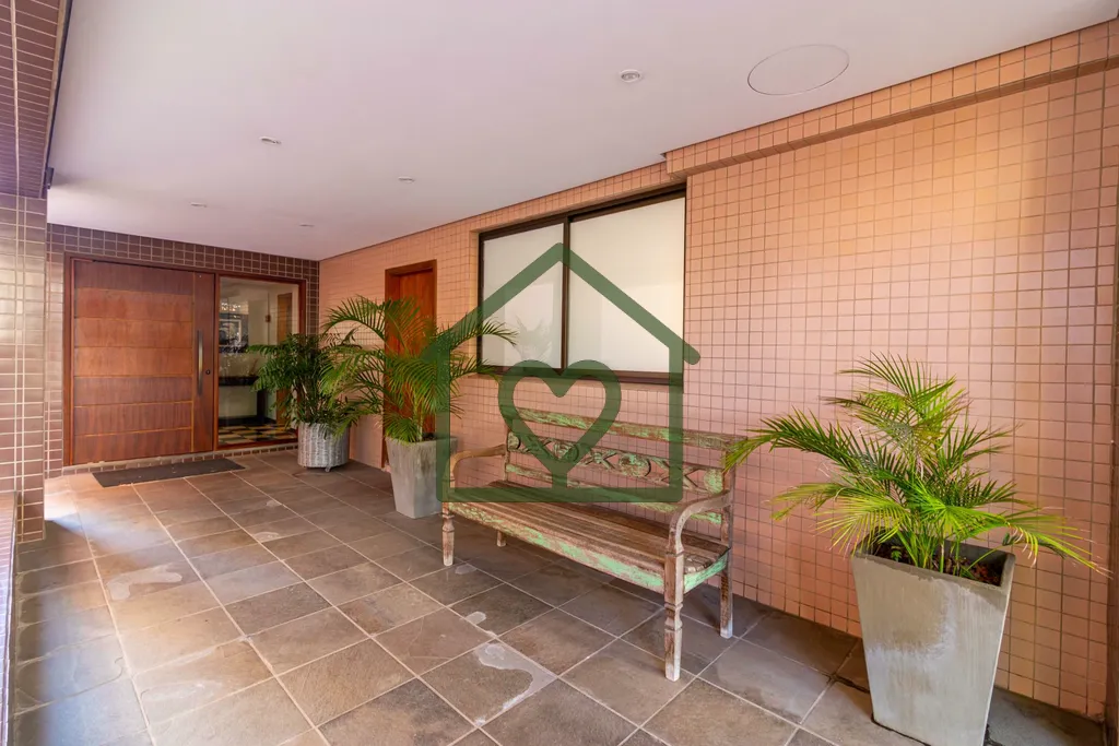 Imagem Viver com Estilo no Bairro Auxiliadora: Conforto e Conveniência
Este apartamento de 3 dormitórios ...