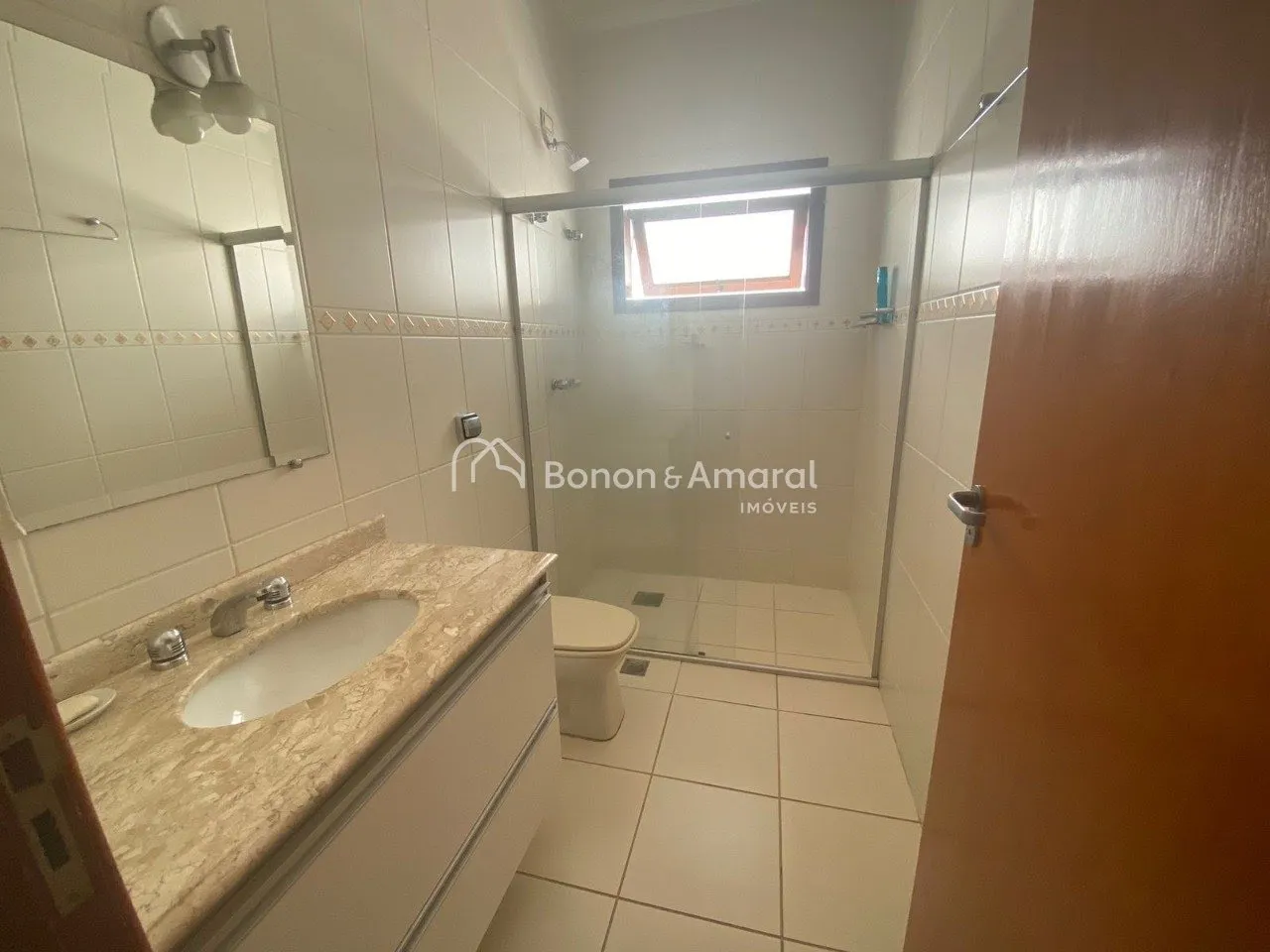 Imagem Casa em condomínio para venda em Valinhos S.P.