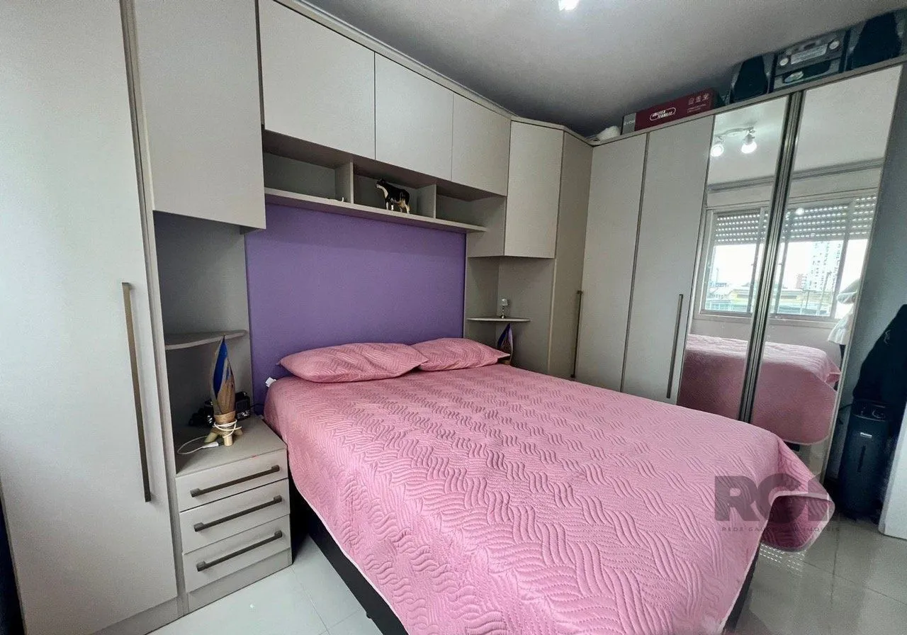 Imagem Apartamento 2 dormitórios mobiliado no bairro Partenon.