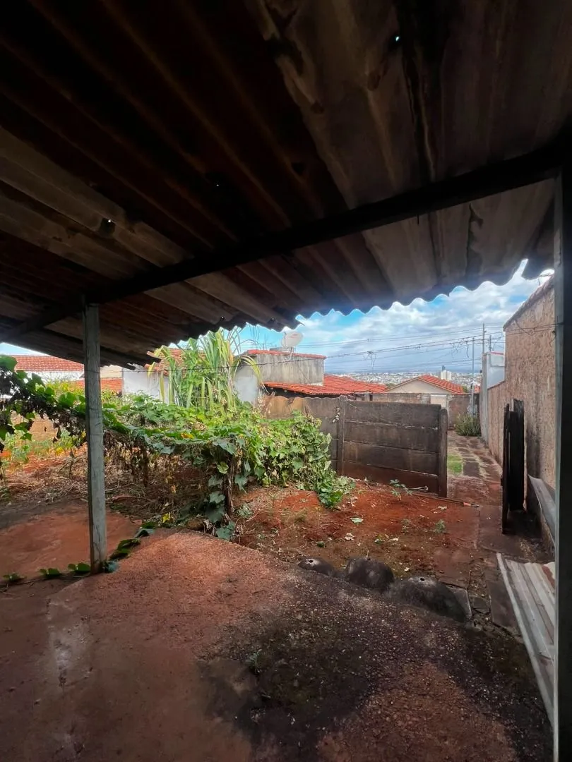 Imagem Terreno à venda, 275 m² por R$ 184.000,00 - Nova Floresta - Patos de Minas/MG
