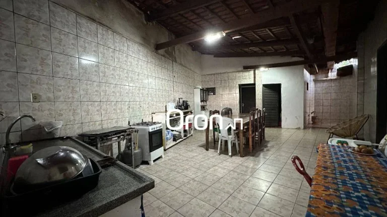 Imagem Casa à venda, 191 m² por R$ 710.000,00 - Santa Genoveva - Goiânia/GO