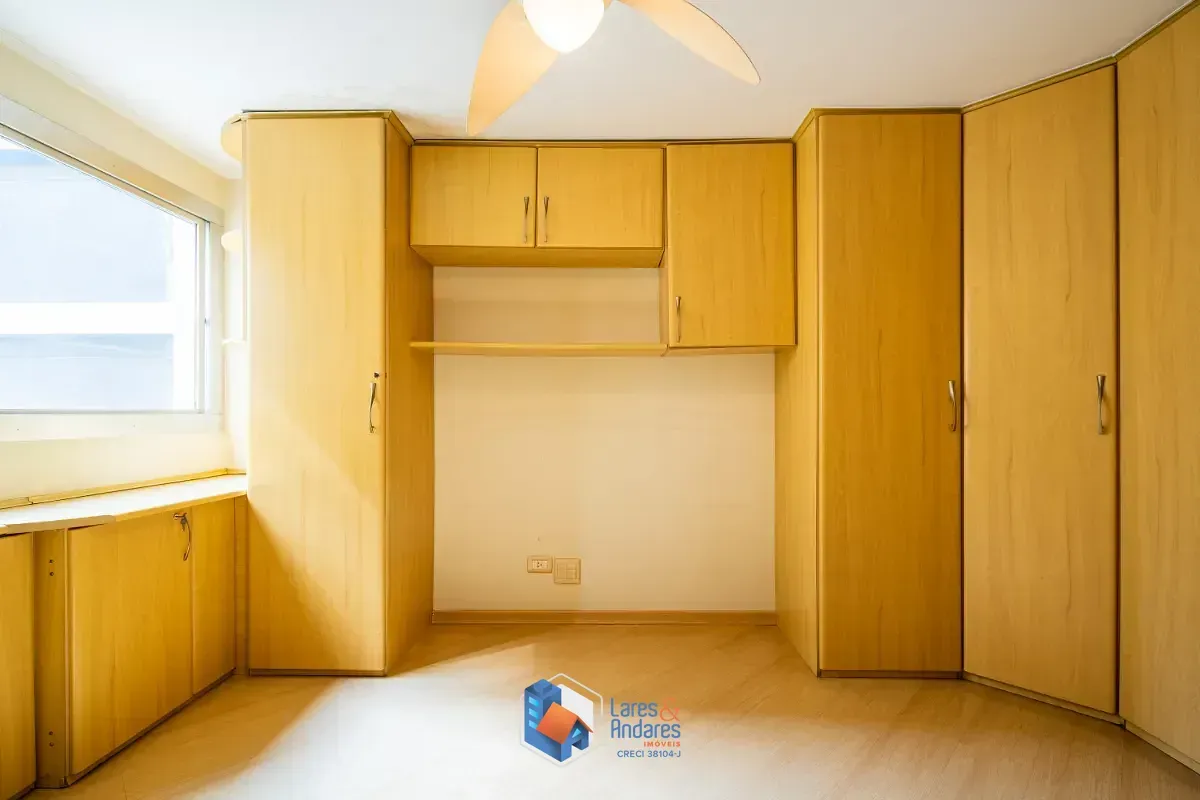 Imagem Apartamento para venda em Pinheiros com 3 quartos, sendo 1 suíte, 90m²