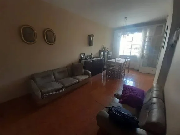 Imagem Casa com 4 Quartos e 2 banheiros à Venda, 400 m²
