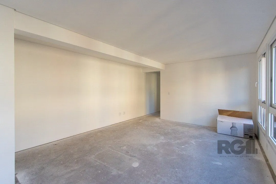 Imagem Cobertura para Venda - 214.34m², 3 dormitórios, sendo 3 suites, 2 vagas - Tristeza